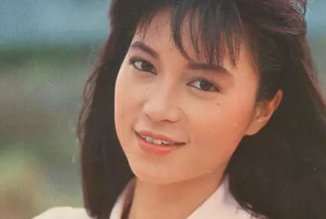 郑裕玲正值颜值巅峰的6部港剧代表作全看过的就不年轻了(图4)