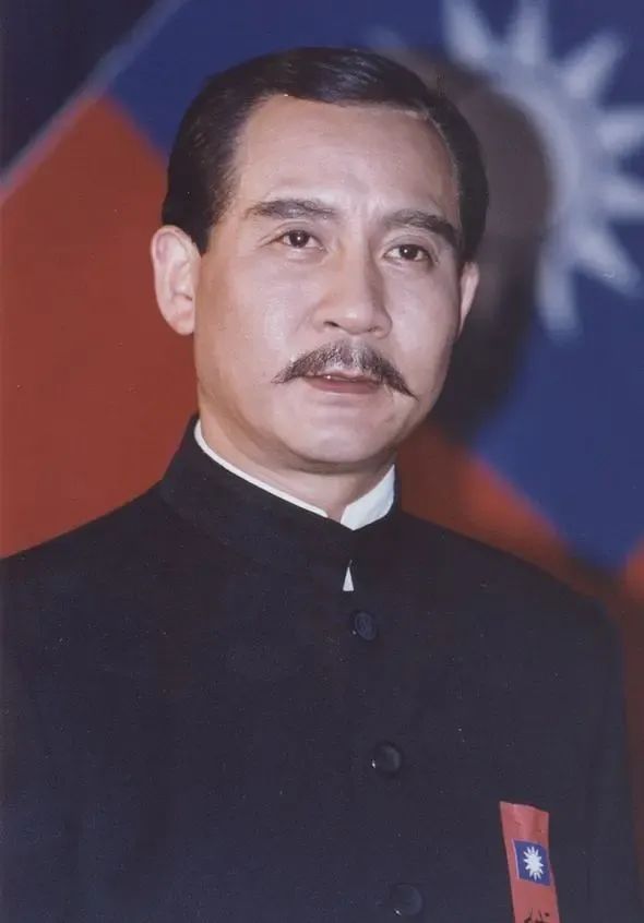 电视剧《走向共和》：青史如锈『太空影剧院』（28）(图3)