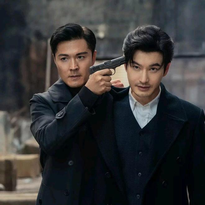 芒果TV2025热播剧TOP8揭晓！古装谍战爱情都市你追了几部？(图10)