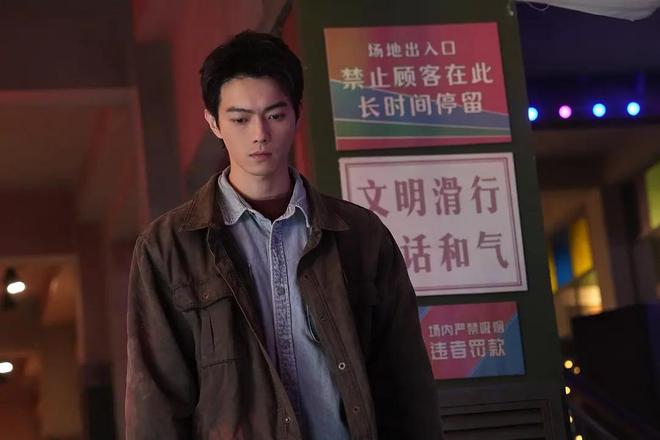 正在热播的五部电视剧《夏末初见》排在倒数你在追哪一部？(图3)