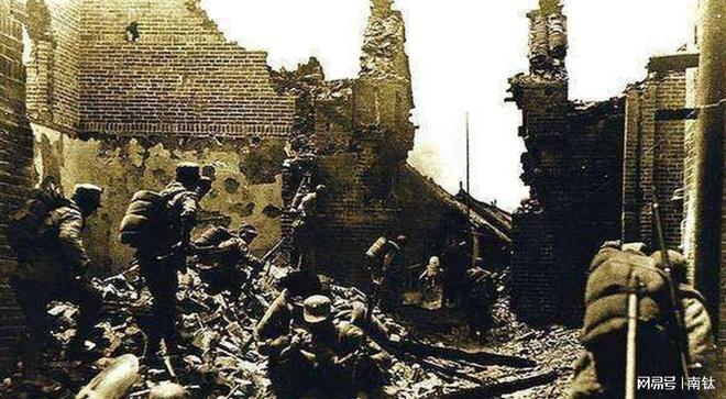 电视剧都不敢这么演！川军拼死对抗日军血战台儿庄(图8)