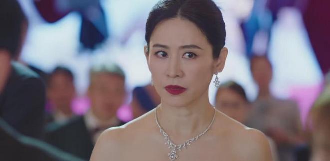 热播第1没想到8月还没过完这剧成了今年港剧最大的黑马(图28)