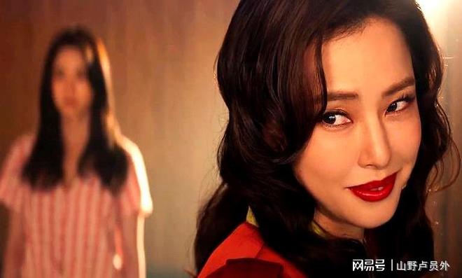 一脱成名的背后是心酸？韩剧再挑战大尺度借情色电影揭露娱乐圈(图2)