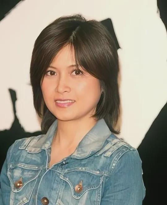 郑伊健也没想到分手26年前女友邵美琪已是他高攀不起的存在(图4)