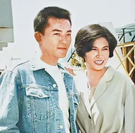 郑伊健也没想到分手26年前女友邵美琪已是他高攀不起的存在(图23)