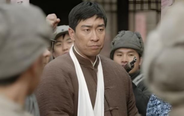 四大卫视联播！40集谍战大作快节奏、强情节、实力派演员飙戏(图3)