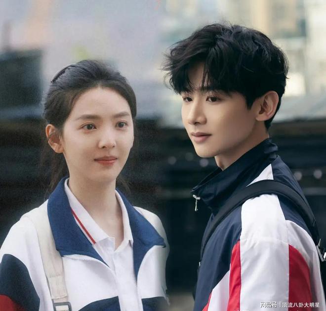 豆瓣高分10部甜宠职场剧：利剑玫瑰第2、许我耀眼第9、第一杀疯了(图5)