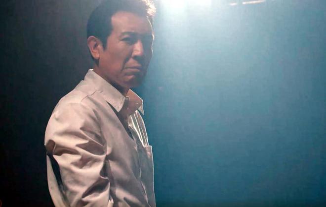 CCTV1新剧《红石榴餐厅》首播连看2集我要说：央视这回又押对了