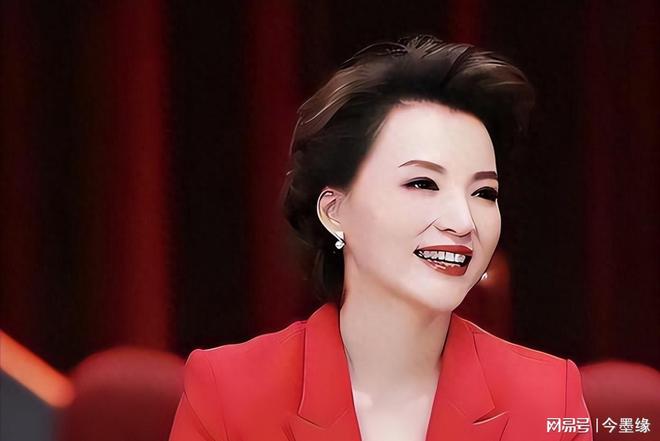 惊天大瓜!董卿美国生子真相骗了大家十年?比电视剧还狗血!