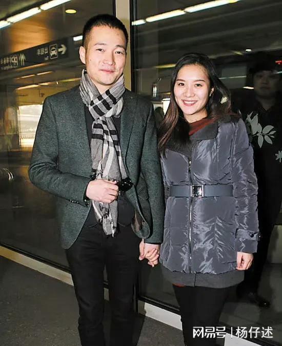 喻恩泰婚变成反转剧双方互绿比电视剧还抓马吃瓜群众伤不起(图9)