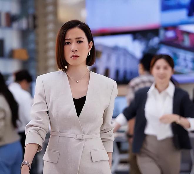 全是反转！《新闻女王2》的25集结局是我今年看过最解气大结局(图31)