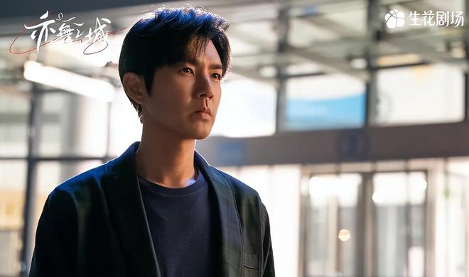 当前最热门的五部电视剧《枭起青壤》跌至第三你在追哪一部？(图2)