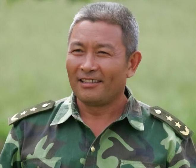 国家一级演员拍戏赚的钱全部上交妻子儿子却为何成为他的心病(图7)