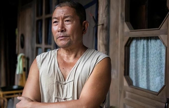 国家一级演员拍戏赚的钱全部上交妻子儿子却为何成为他的心病(图3)