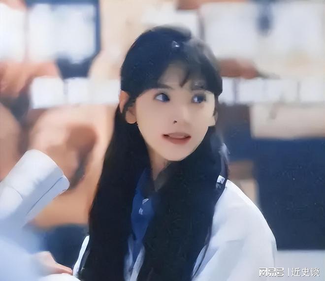 出道9年不敢休息挣的钱全部用来填补家用光鲜背后如此辛酸(图2)