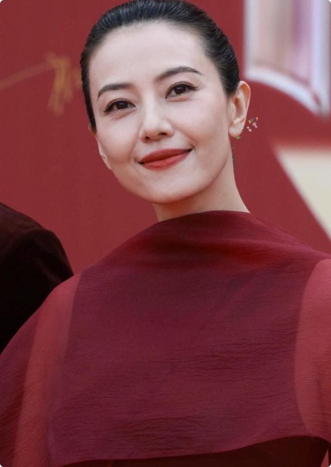 电视剧年度盛典：于和伟郭京飞夺视帝孙俪圆梦杨幂出乎意料(图19)